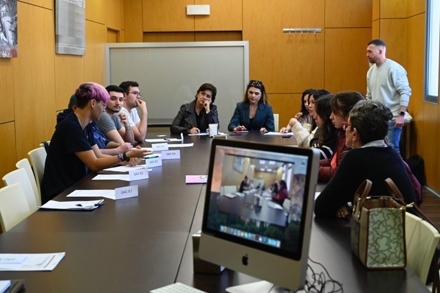 Reunión del grupo de escucha de altas capacidades con responsables del Vicerrectorado de Estudiantes